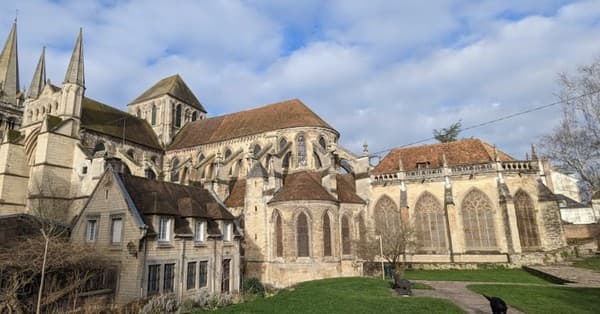 Cathédrale Saint-Pierre de Lisieux